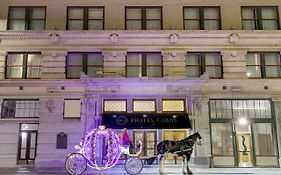 Hotel Gibbs Downtown San Antonio Riverwalk